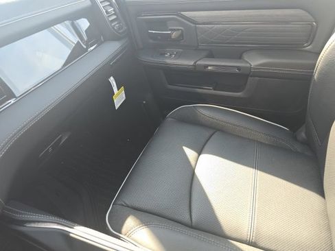 New 2026 RAM 3500 Limited AWD/4WD image 34