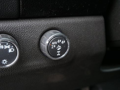 Used 2022 Chevrolet Colorado ZR2 AWD/4WD image 23