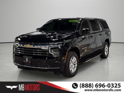 Used 2025 Chevrolet Suburban LT w/ Comfort Package