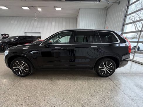 Used 2020 Volvo XC90 T5 Momentum image 9