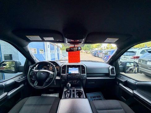 Used 2018 Ford F150 XLT w/ Equipment Group 302A Luxury AWD/4WD image 20