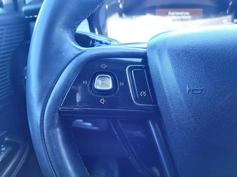 Certified 2021 Lincoln Corsair FWD image 24
