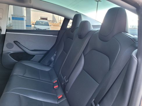 Used 2025 Tesla Model 3 Long Range RWD image 13
