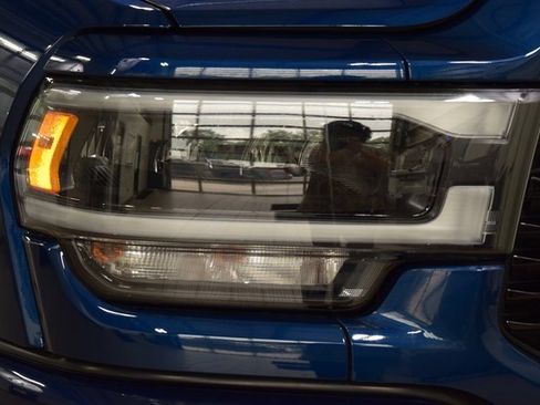 Used 2024 RAM 2500 Laramie w/ Night Edition image 10