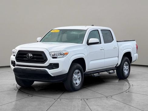 Certified 2023 Toyota Tacoma SR AWD/4WD image 2