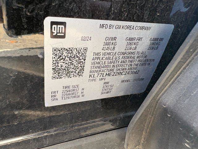 Used 2024 Chevrolet Trax LT FWD image 11
