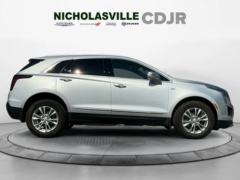 Used 2020 Cadillac XT5 Premium Luxury w/ LPO, Floor Liner Package FWD image 6