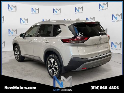 Used 2023 Nissan Rogue SV w/ SV Premium B Package AWD/4WD image 3
