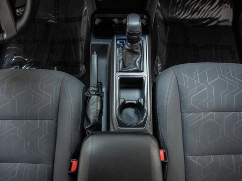 Used 2017 Toyota Tacoma TRD Off-Road w/ Tow Package (A/T) image 34