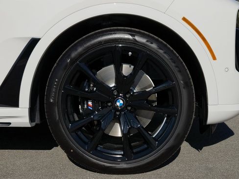 New 2026 BMW X7 xDrive40i w/ M Sport Package image 9