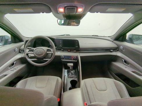 Used 2021 Hyundai Elantra SEL FWD image 20