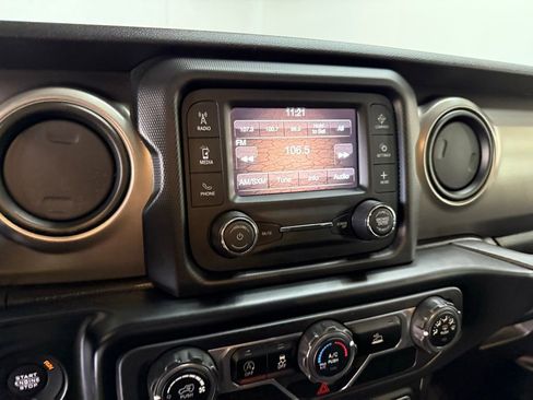 Used 2020 Jeep Gladiator Sport w/ Quick Order Package 24S image 17