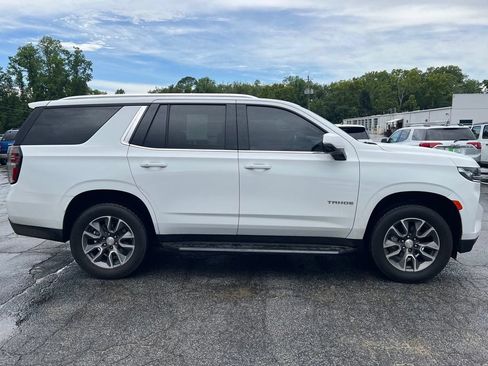 Used 2021 Chevrolet Tahoe LT w/ LT Signature Package RWD image 2