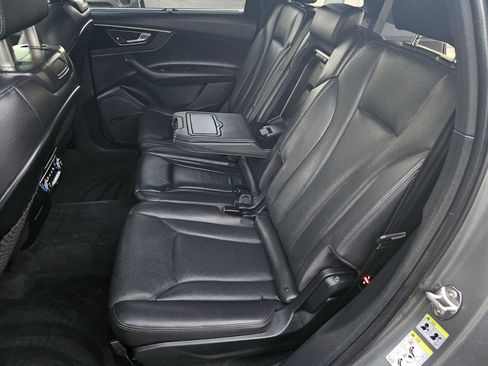 Used 2017 Audi Q7 3.0T Premium Plus image 18