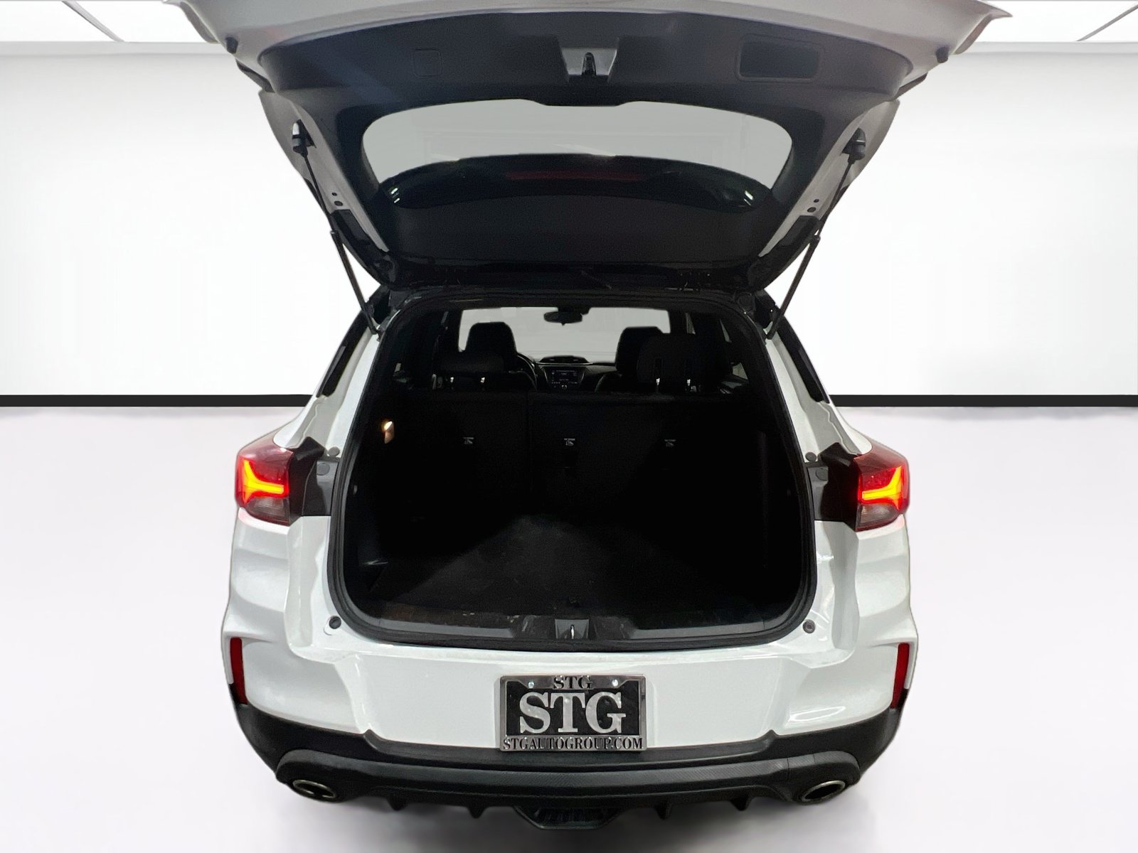 Used 2022 Chevrolet TrailBlazer RS FWD image 17