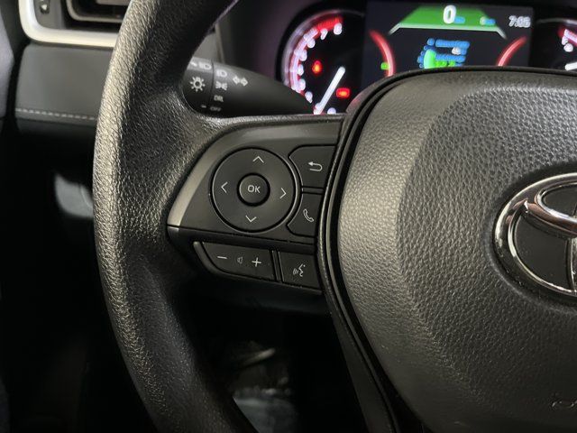 Used 2025 Toyota RAV4 LE FWD image 27