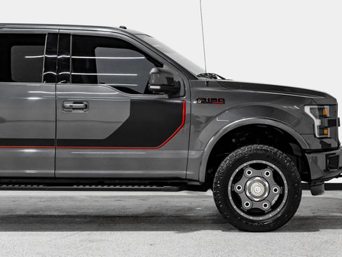 Used 2016 Ford F150 Lariat w/ Equipment Group 502A Luxury AWD/4WD image 13