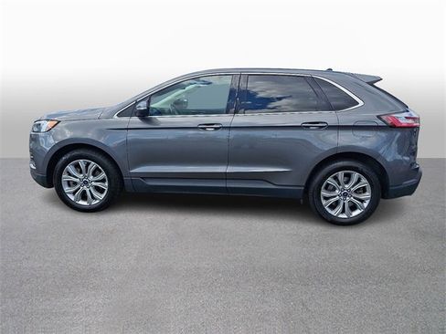 Used 2022 Ford Edge Titanium image 6