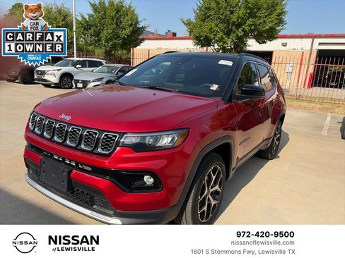 Used 2025 Jeep Compass Limited AWD/4WD image 1