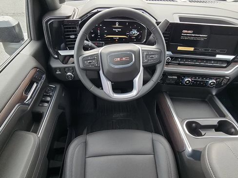 New 2026 GMC Sierra 2500 SLT w/ SLT Convenience Package AWD/4WD image 10