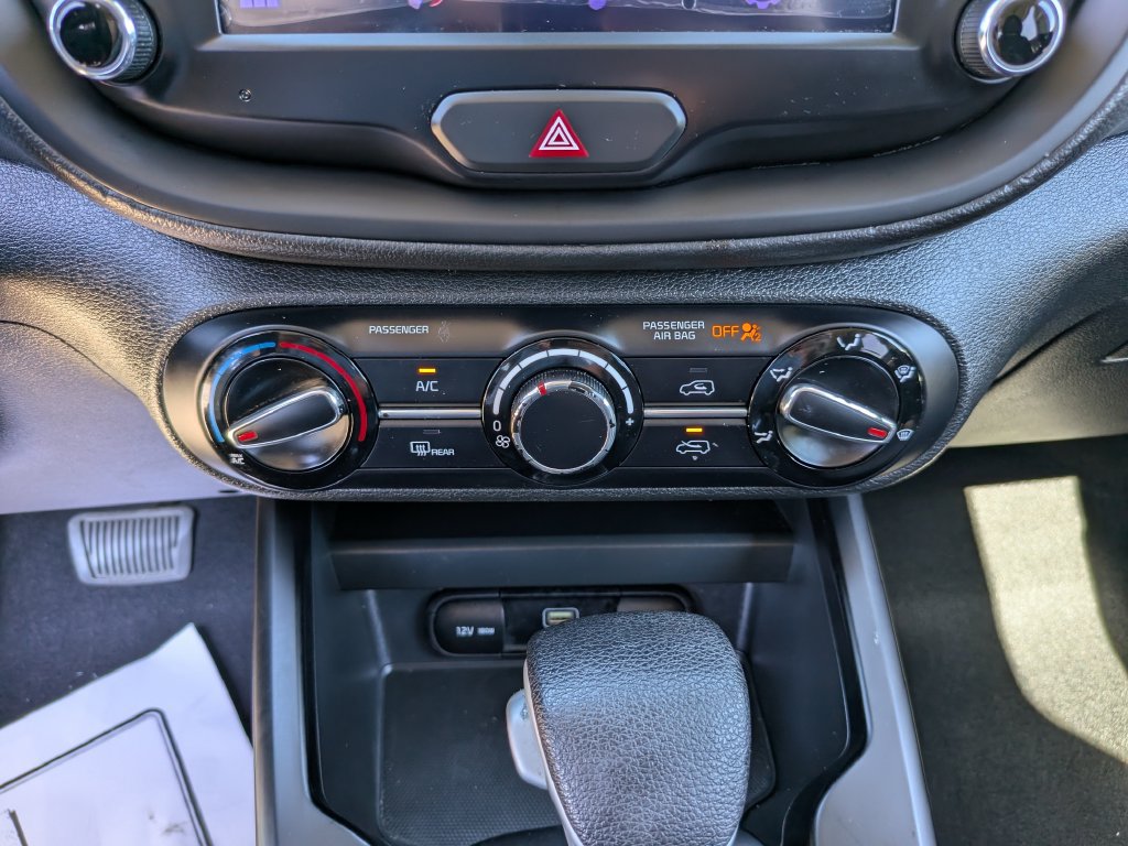 Certified 2023 Kia Soul LX FWD image 23