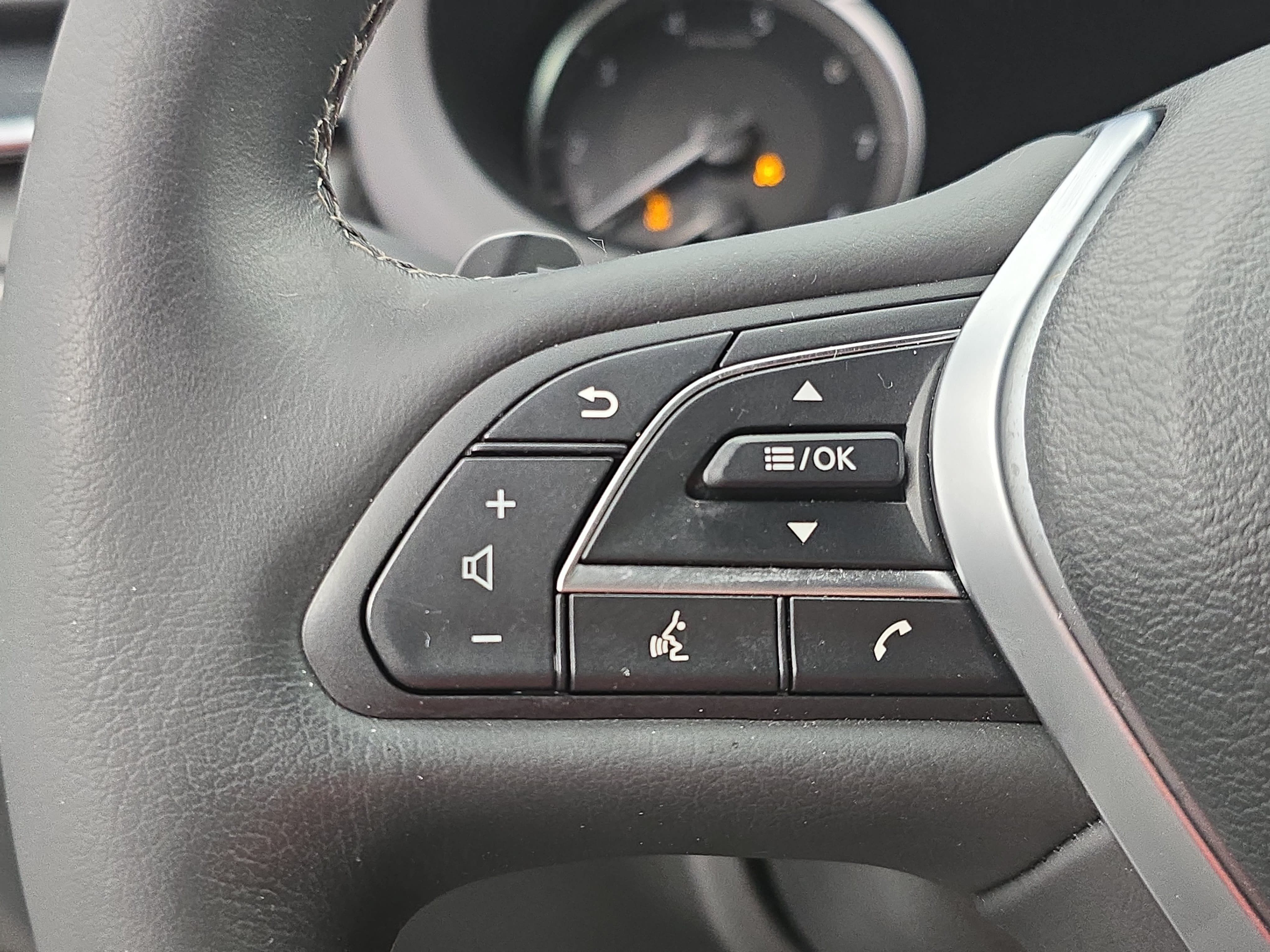 Used 2023 INFINITI QX50 Sport w/ Cargo Package FWD image 17
