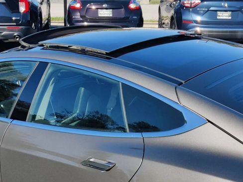 Used 2015 Tesla Model S 85D AWD/4WD image 11