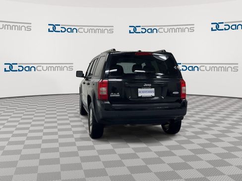 Used 2016 Jeep Patriot Latitude image 7