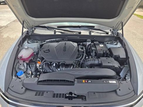 Used 2025 Hyundai Sonata SEL FWD image 31
