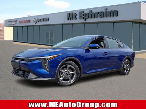 Used 2025 Kia K4 FWD image 1