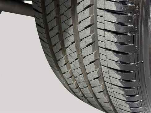 Used 2022 Jeep Grand Cherokee Limited 4xe w/ Luxury Tech Group II image 34