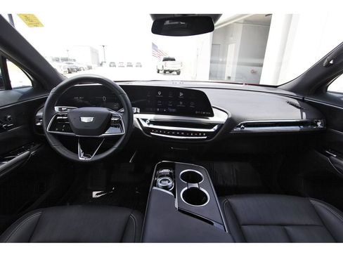 Certified 2024 Cadillac Lyriq Luxury w/ LPO, Floor Liner Package AWD/4WD image 9