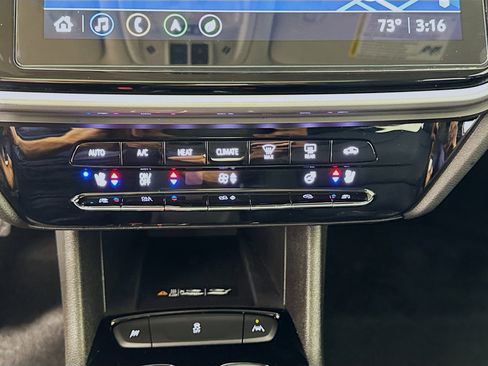 Used 2023 Chevrolet Bolt EUV Premier w/ Sun & Sound Package image 17