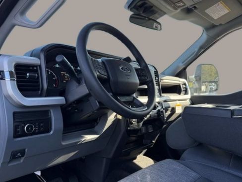 New 2026 Ford F350 XLT w/ FX4 Off-Road Package AWD/4WD image 13