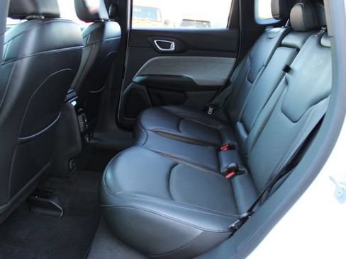 Used 2023 Jeep Compass Latitude AWD/4WD image 32