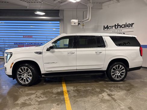 Used 2025 GMC Yukon XL Denali image 8