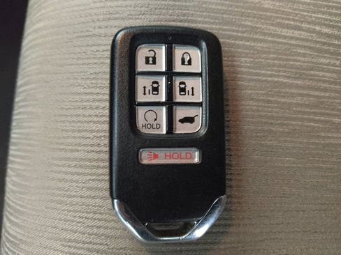 Used 2020 Honda Odyssey EX image 32