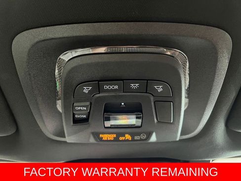 Used 2025 Toyota Crown Signia image 32