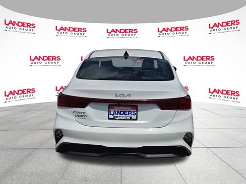 Used 2024 Kia Forte LXS FWD image 4