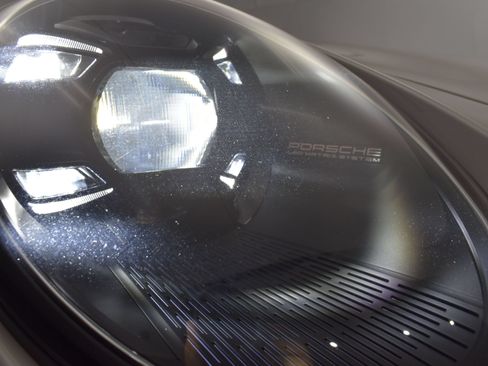 Used 2023 Porsche 911 Carrera S RWD image 43