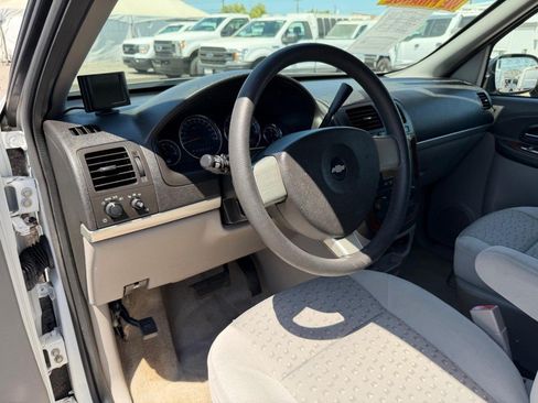 Used 2008 Chevrolet Uplander LS w/ Climate Package FWD image 16