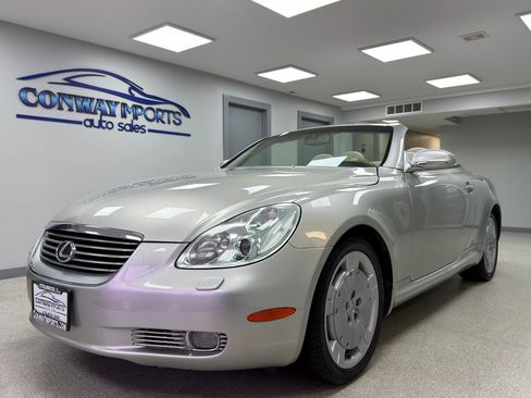 Used 2003 Lexus SC 430 Convertible RWD image 2