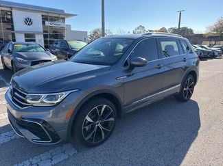 Certified 2023 Volkswagen Tiguan SEL R-Line video 1