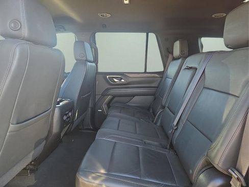 Used 2024 Chevrolet Tahoe LT image 17
