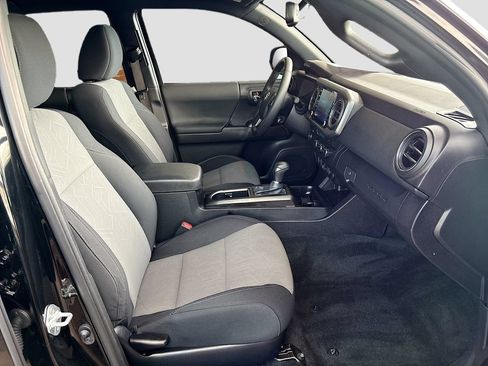 Used 2023 Toyota Tacoma TRD Sport RWD image 19