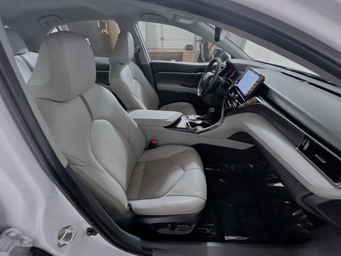 Used 2024 Toyota Camry XSE image 31