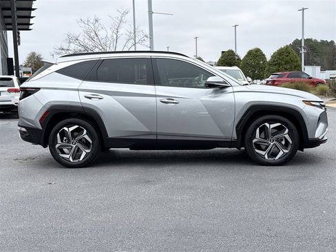 Used 2024 Hyundai Tucson Limited image 2