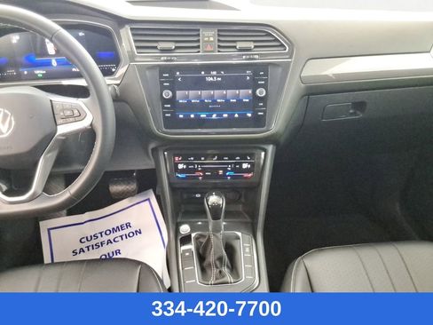 Used 2023 Volkswagen Tiguan SE image 13