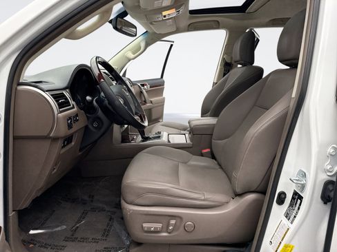 Used 2019 Lexus GX 460 Premium image 11