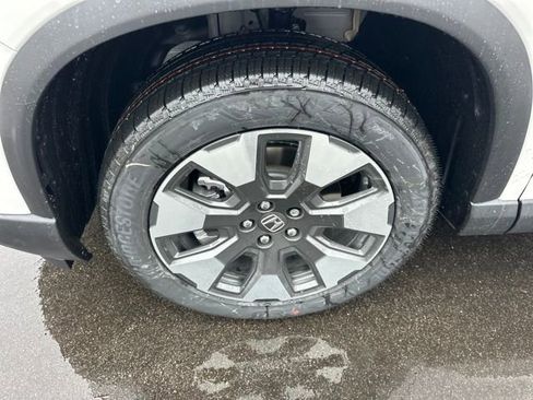 New 2026 Honda Pilot Touring image 41